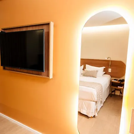 Hotel Sonata De Iracema 4*
