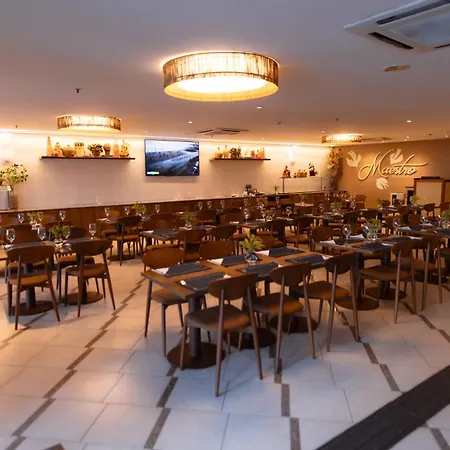 Hotel Sonata De Iracema 4*
