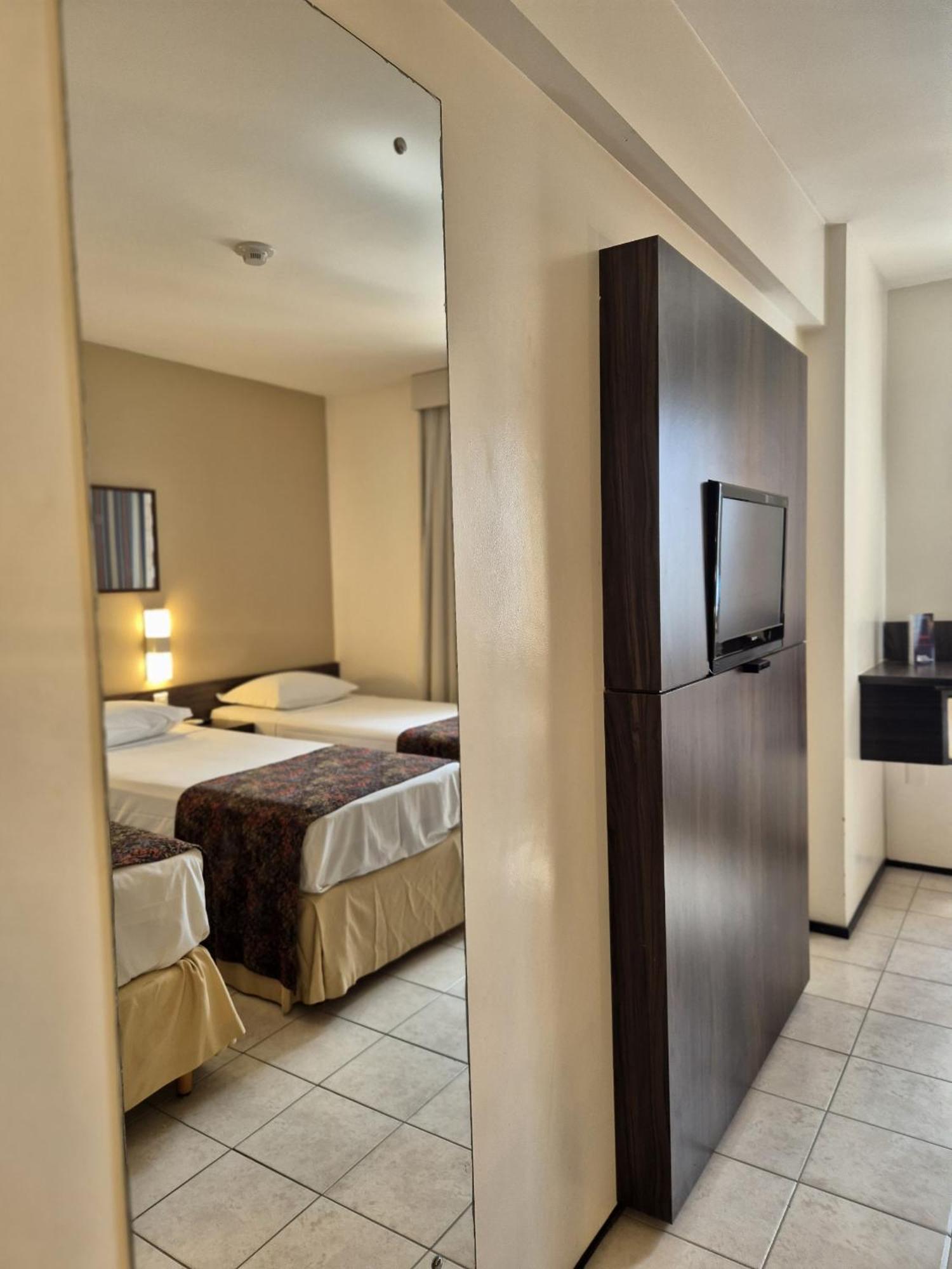 Hotel Sonata De Iracema 4*